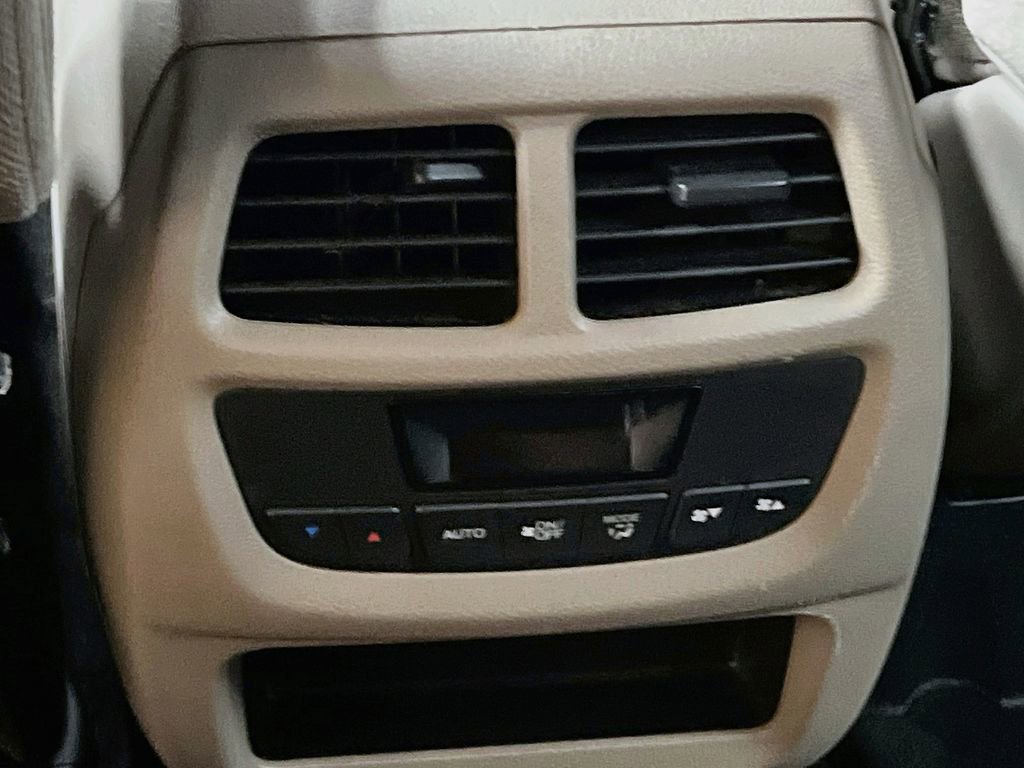 Used 2016 Honda Pilot EX image 24
