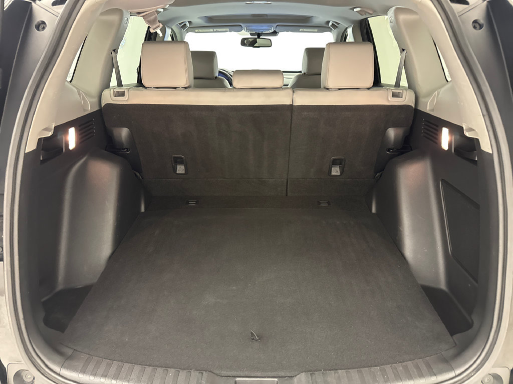 Used 2020 Honda CR-V Touring image 12