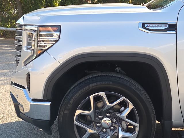 Used 2022 GMC Sierra 1500 SLT image 5