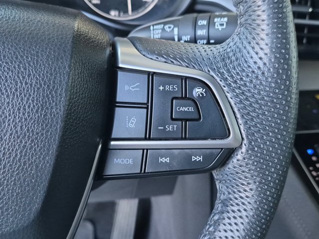 Used 2022 Toyota Sienna Limited AWD/4WD image 26