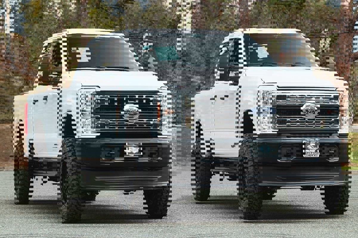 Used 2024 Ford F250 XL image 10