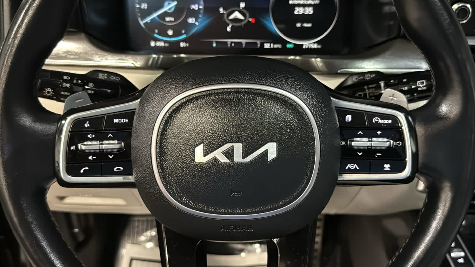 Used 2023 Kia Sorento SX Prestige w/ Panoramic Sunroof Package AWD/4WD image 11