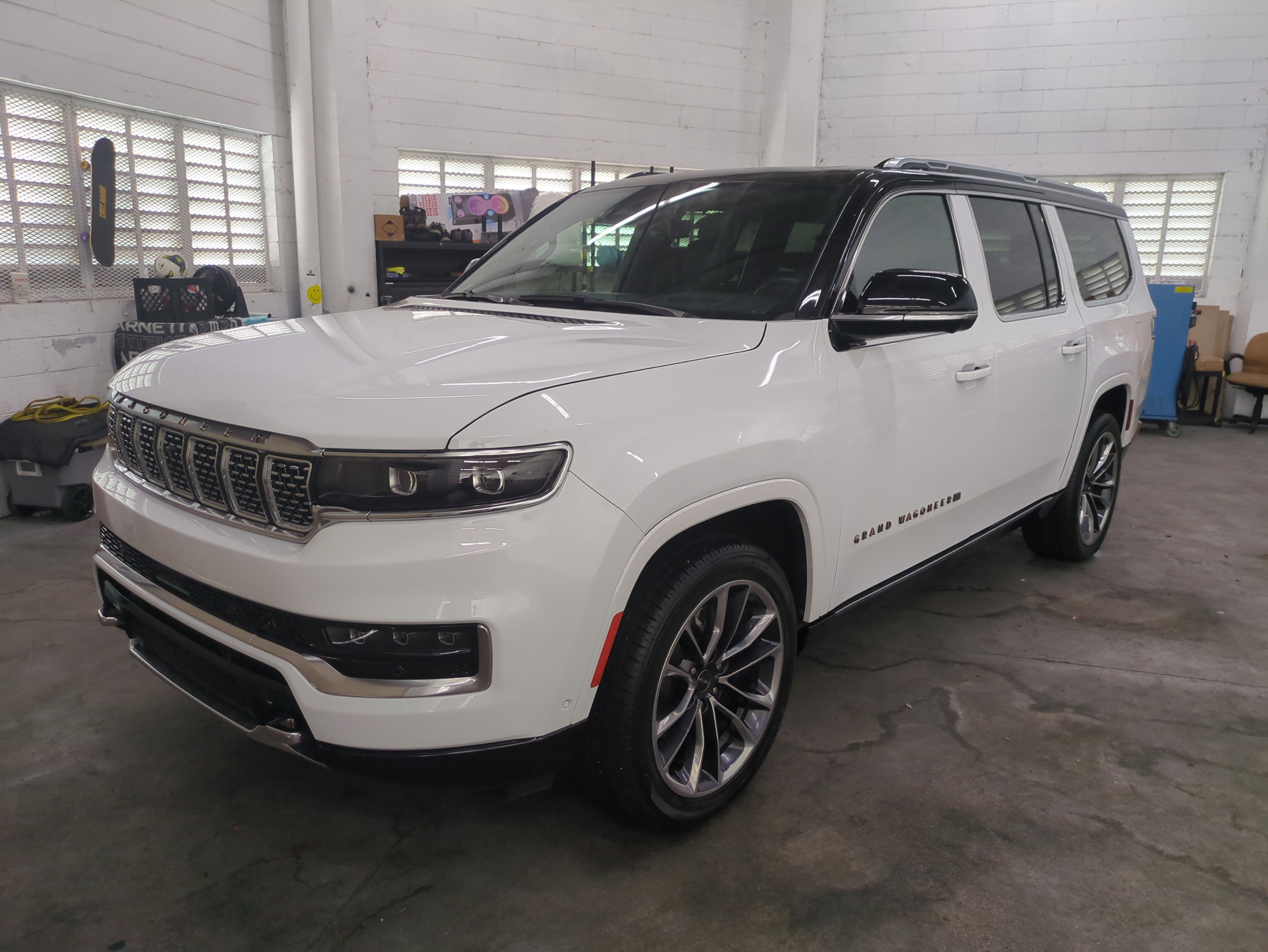 Certified 2024 Jeep Grand Wagoneer L Series III image 8