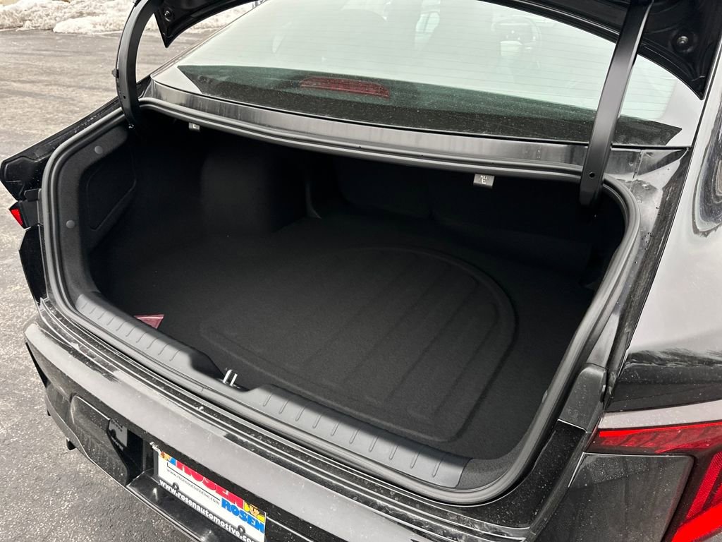 New 2025 Kia K4 GT-Line image 36