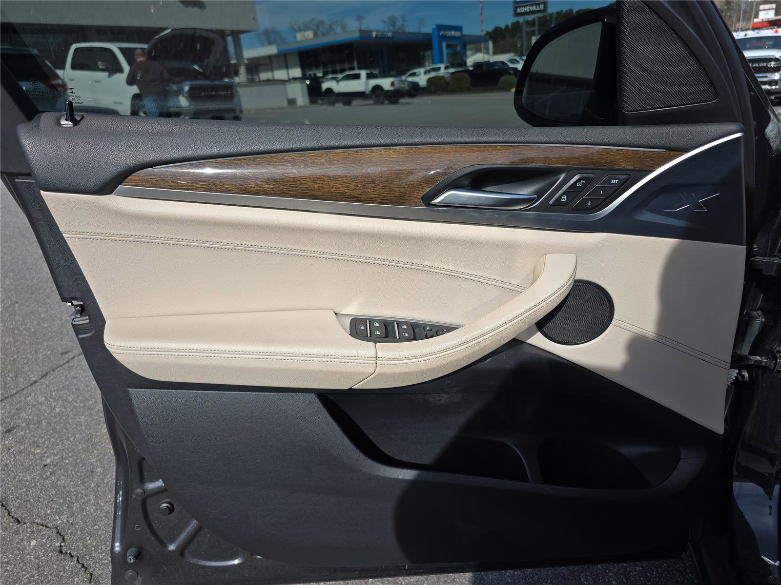 Used 2019 BMW X3 xDrive30i w/ Premium Package image 19