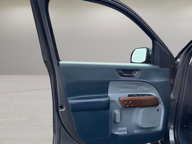 Used 2022 Ford Maverick Lariat w/ Lariat Luxury Package image 9