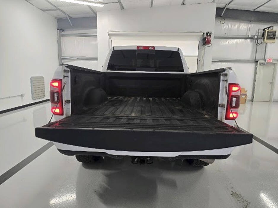 Used 2023 RAM 2500 Laramie AWD/4WD image 9