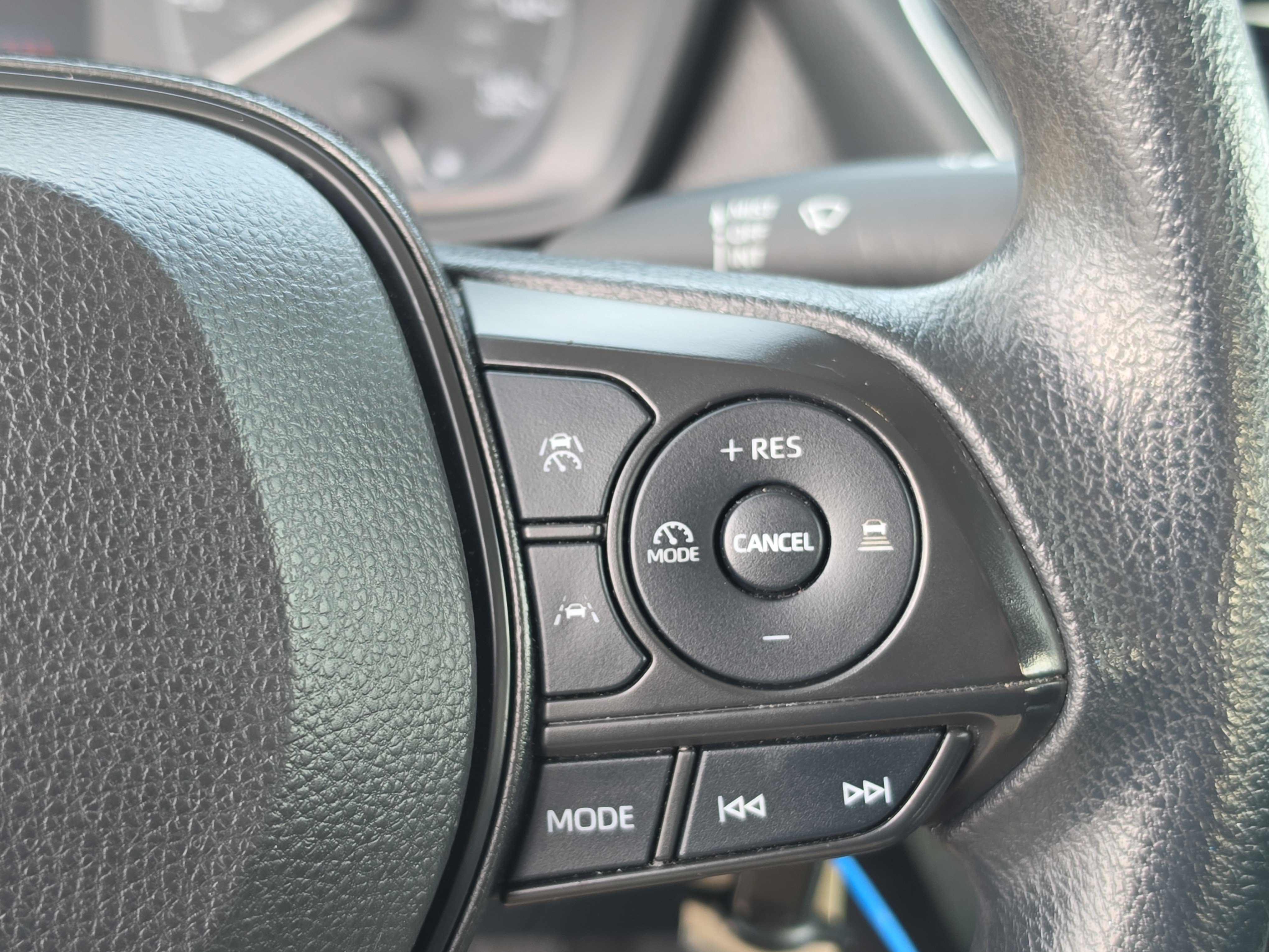 Used 2024 Toyota Corolla LE FWD image 20