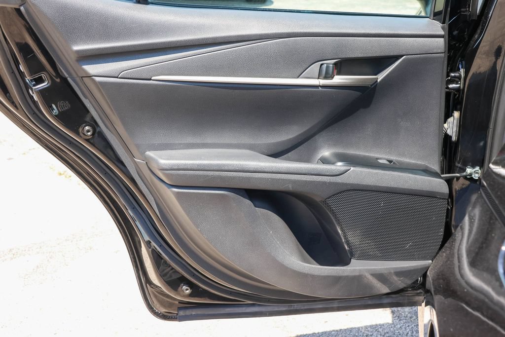 Used 2025 Toyota Camry LE FWD image 11