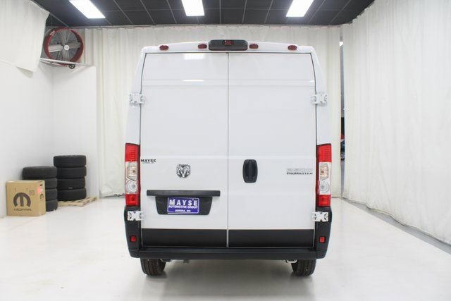 Used 2025 RAM ProMaster 2500 w/ Convenience Group image 21