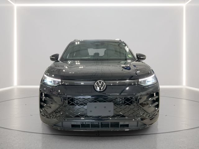 New 2026 Volkswagen Tiguan SE R-Line AWD/4WD image 9