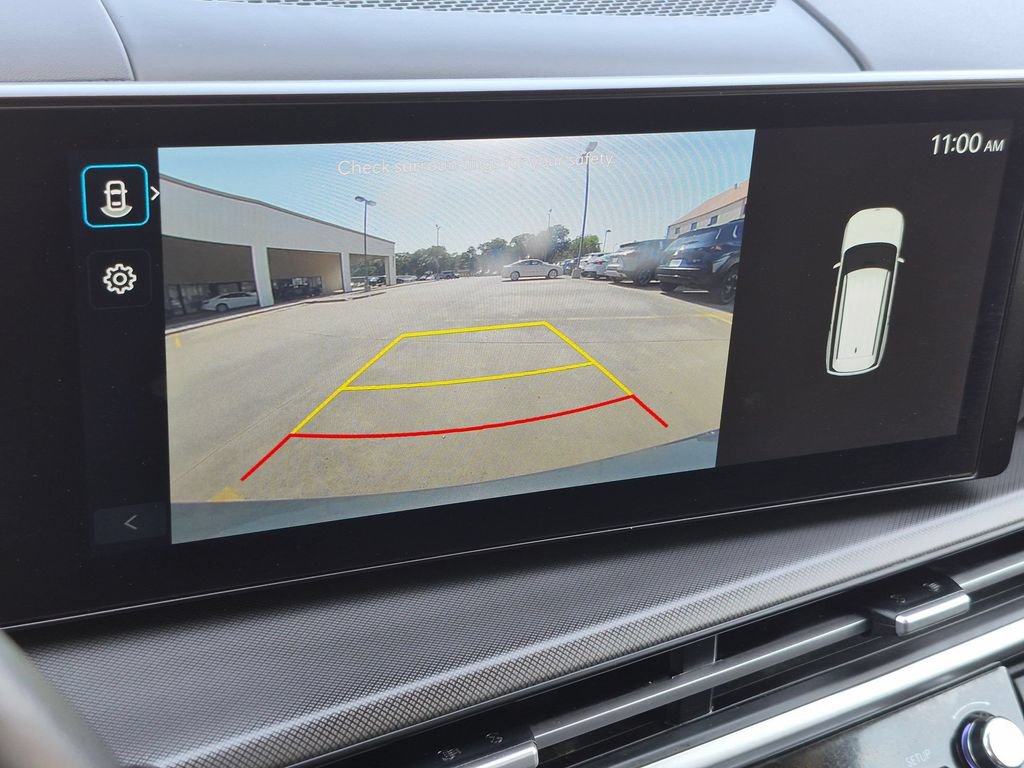 Used 2025 Hyundai Santa Fe SEL FWD image 17