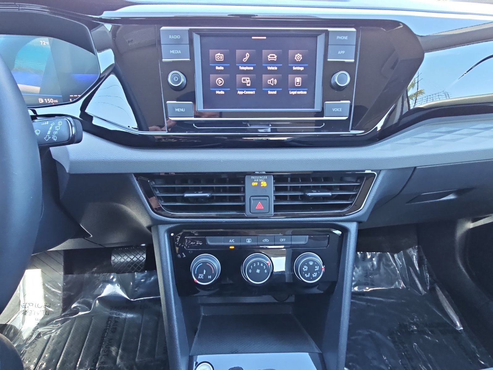 Used 2023 Volkswagen Taos S FWD image 19