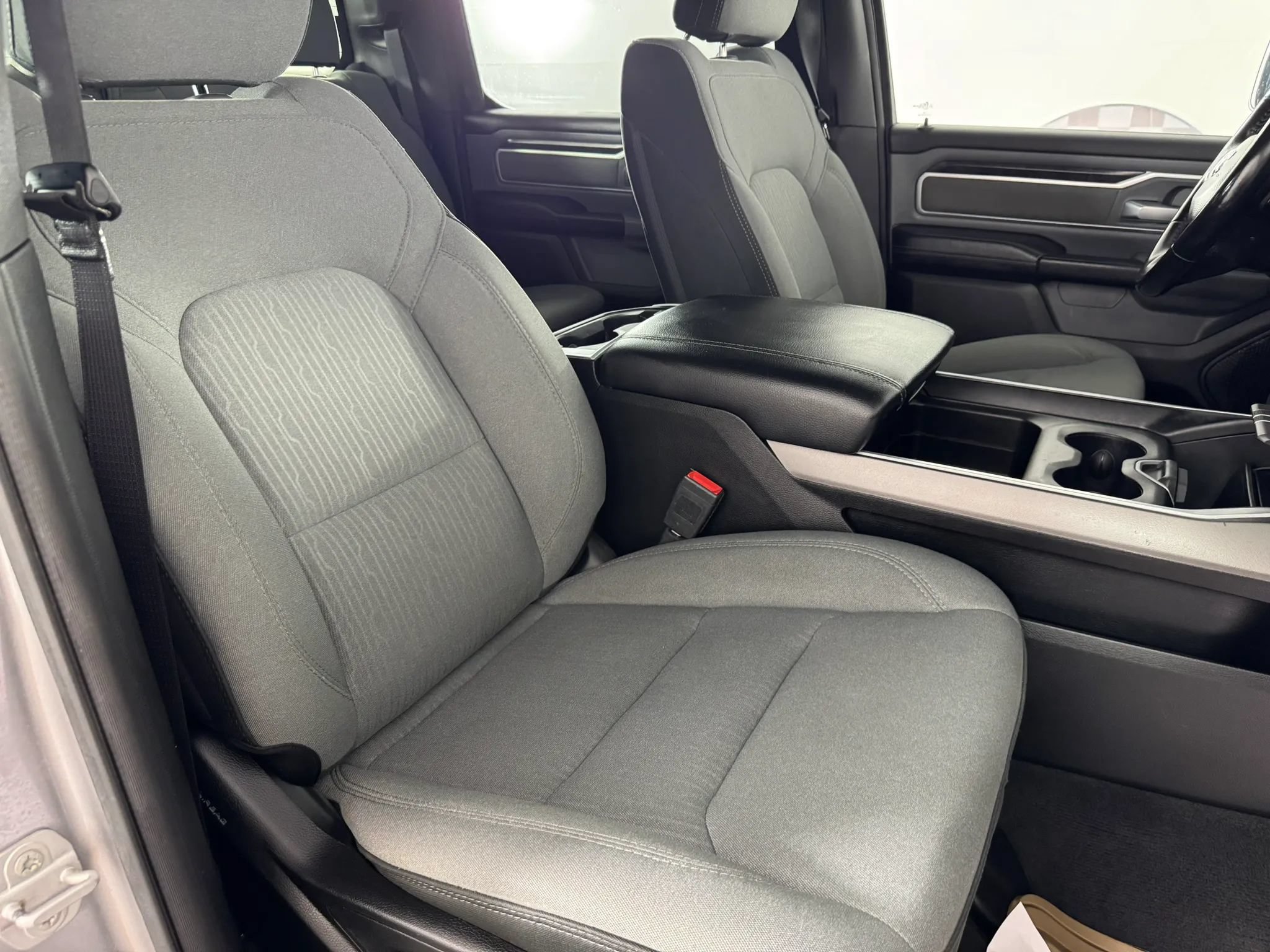 Used 2022 RAM 1500 Big Horn AWD/4WD image 33