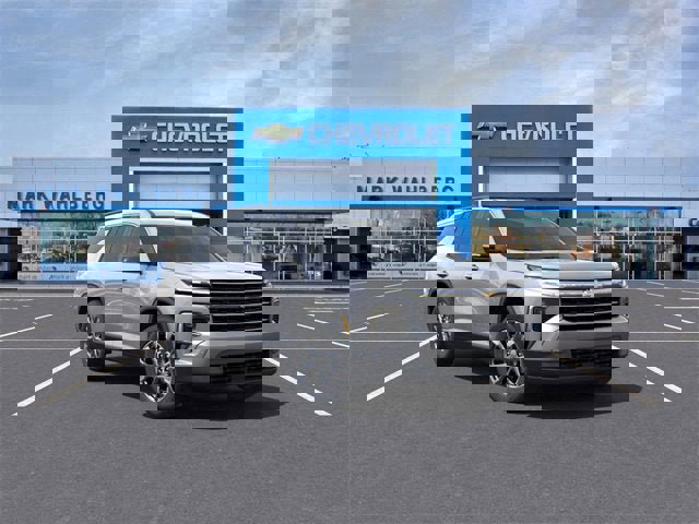 New 2025 Chevrolet Traverse LT w/ Enhanced Driving Package image 1