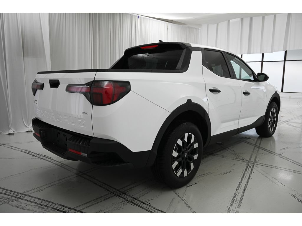 Used 2025 Hyundai Santa Cruz SE image 7