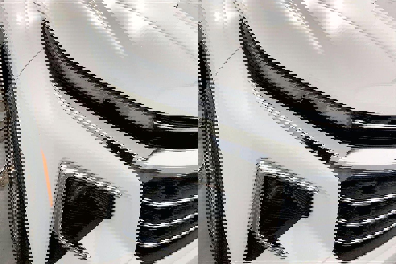 Used 2024 Chevrolet Traverse LT image 27