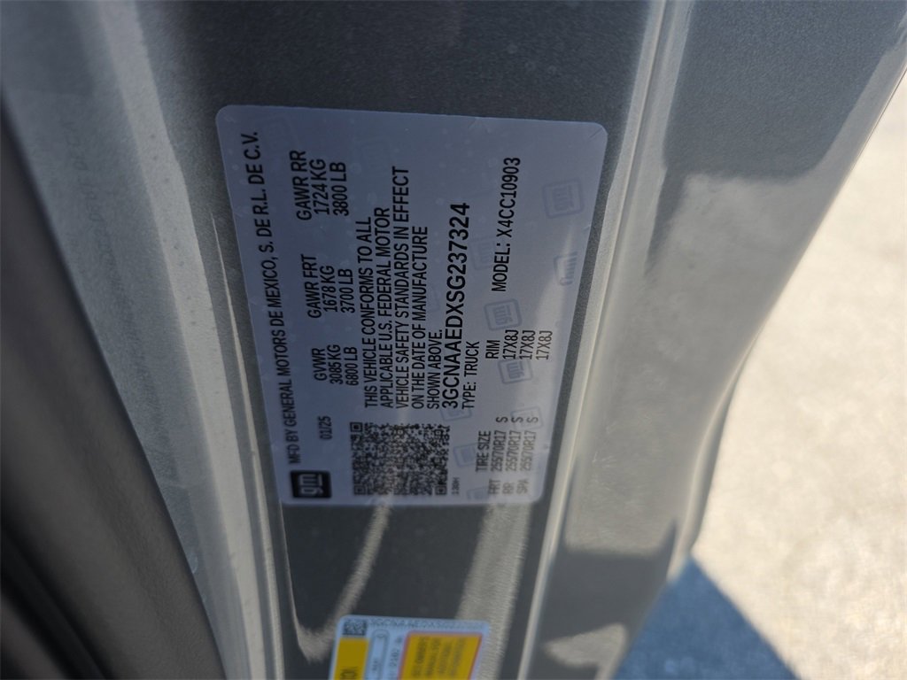 Used 2025 Chevrolet Silverado 1500 W/T image 28