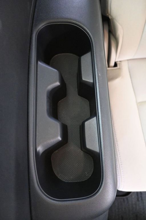 Used 2024 Subaru Ascent Premium w/ Convenience Package image 18