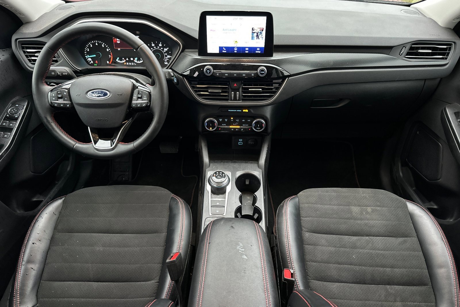 Used 2022 Ford Escape SEL w/ SEL Stealth AWD Package image 12