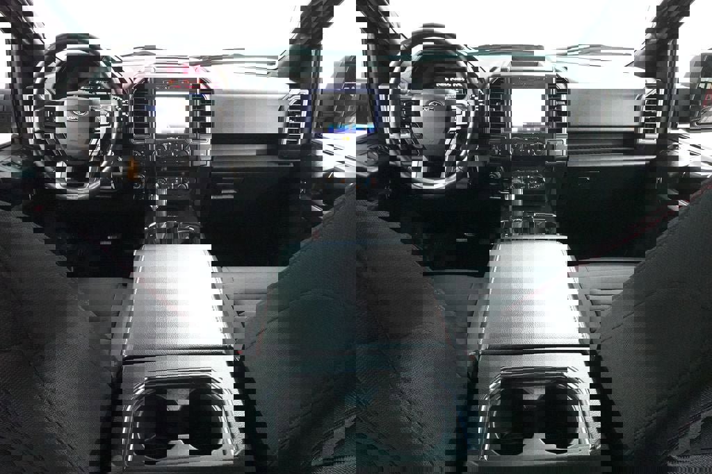 Used 2020 Ford F150 XLT w/ Equipment Group 302A Luxury AWD/4WD image 11