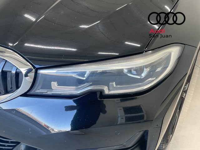 Used 2021 BMW 330i Sedan w/ Driving Assistance Package image 27