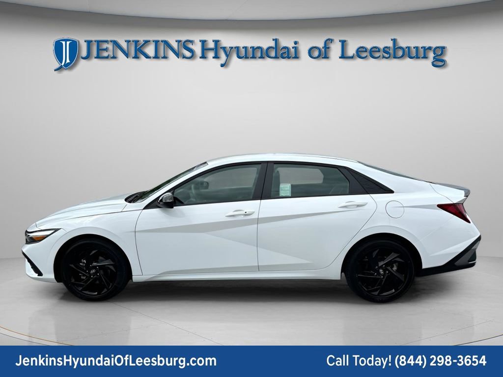 Certified 2026 Hyundai Elantra Sport image 5
