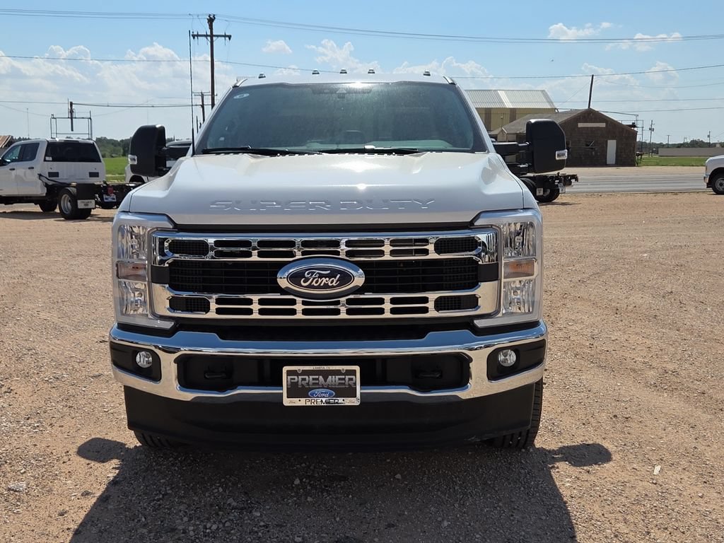 New 2026 Ford F350 XL w/ XL Chrome Package AWD/4WD image 3