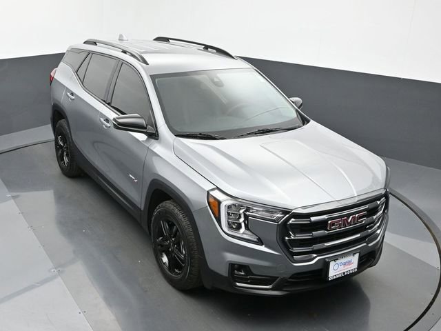 Used 2024 GMC Terrain AT4 image 19