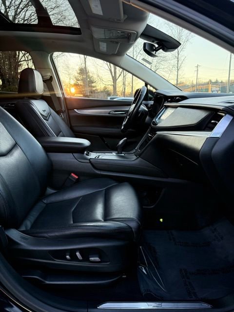 Used 2019 Cadillac XT5 Premium Luxury image 18