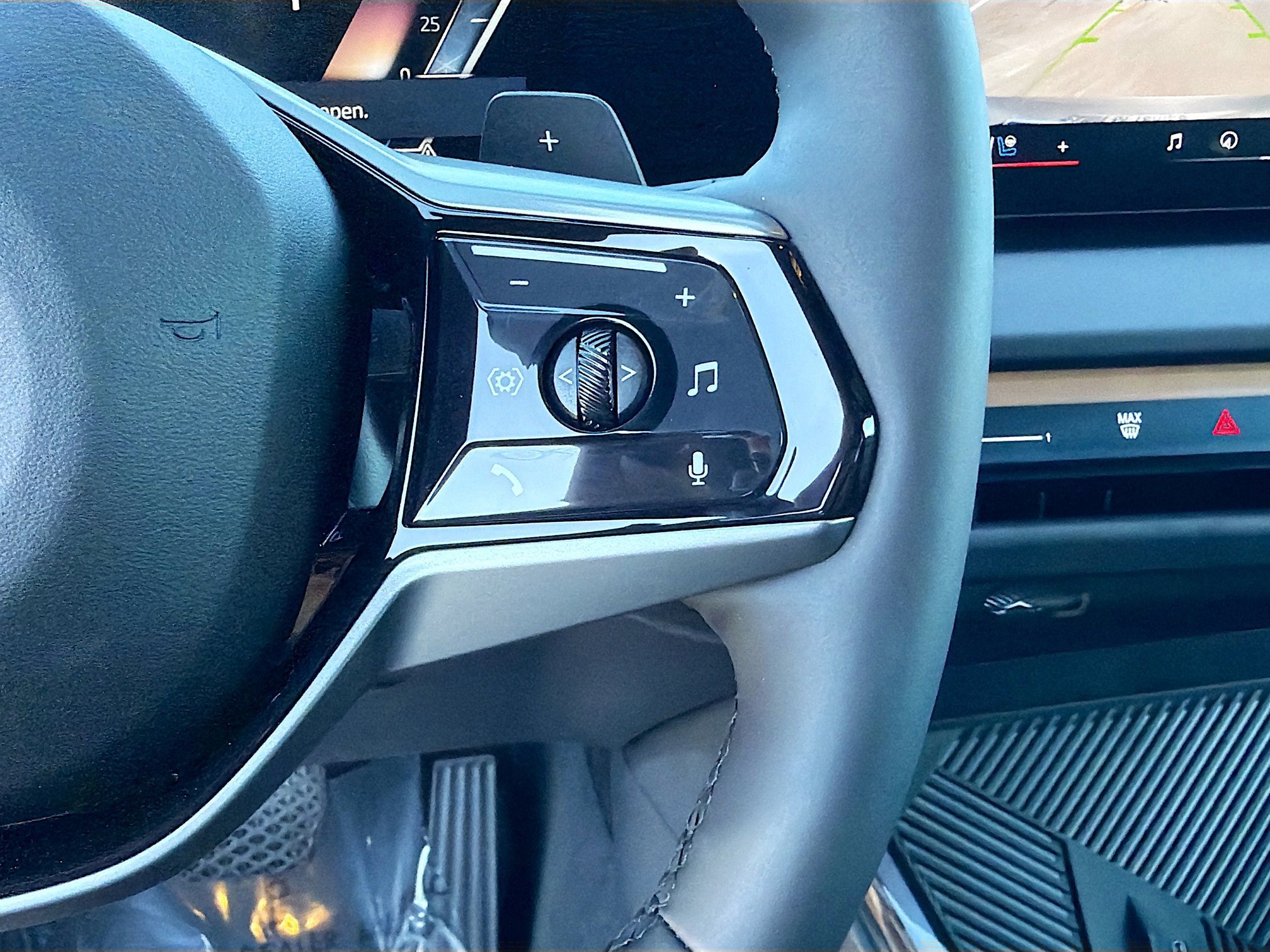 New 2026 BMW X3 xDrive30 w/ Premium Package image 38