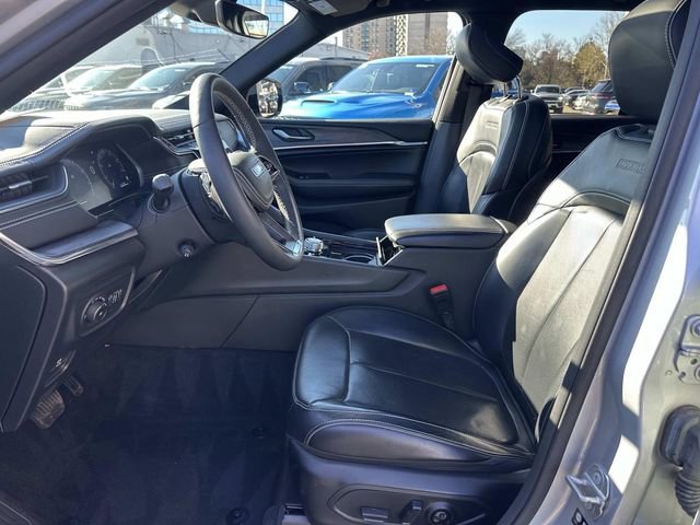 Used 2023 Jeep Grand Cherokee Overland image 19