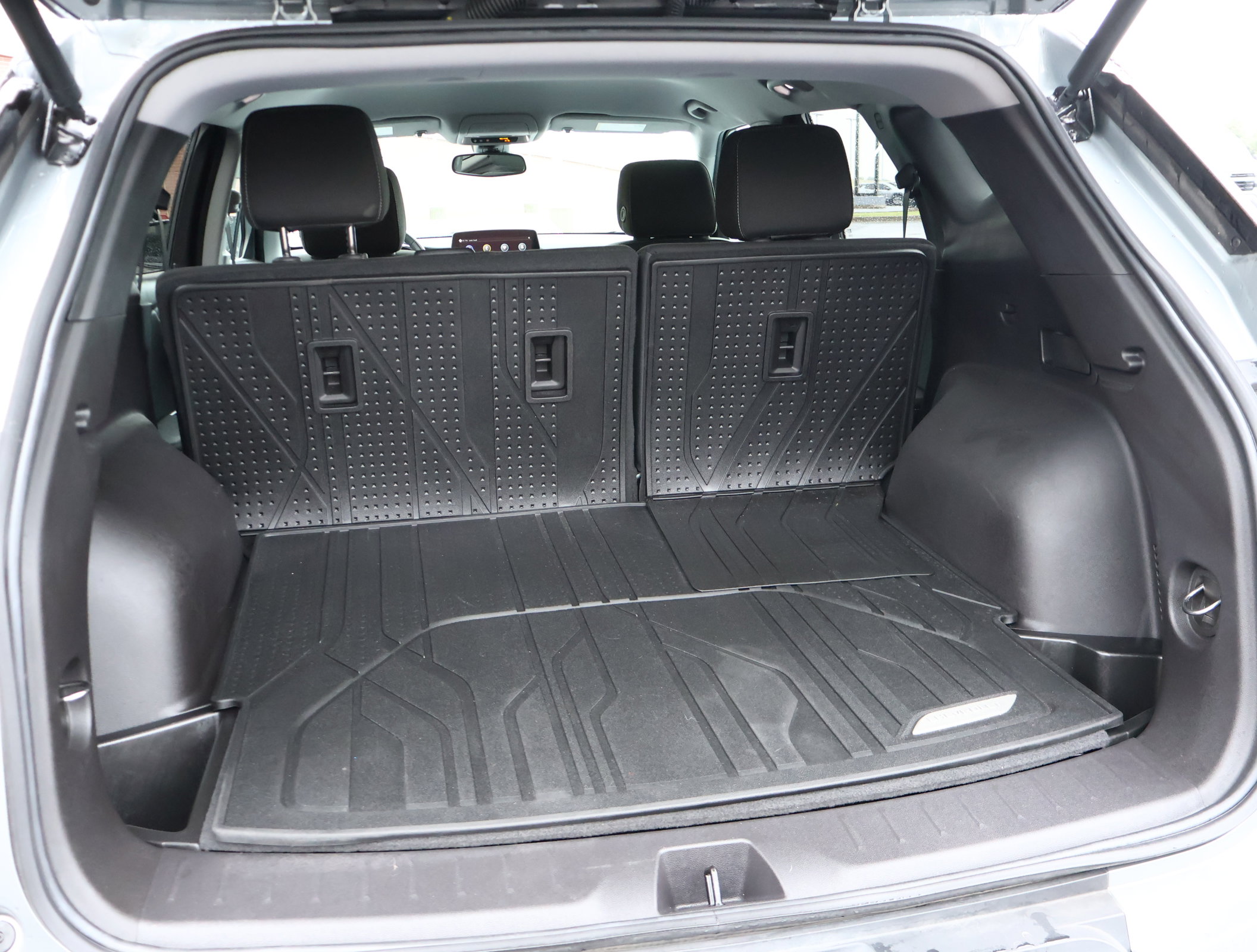 Used 2024 Chevrolet Blazer LT w/ Convenience Package FWD image 22