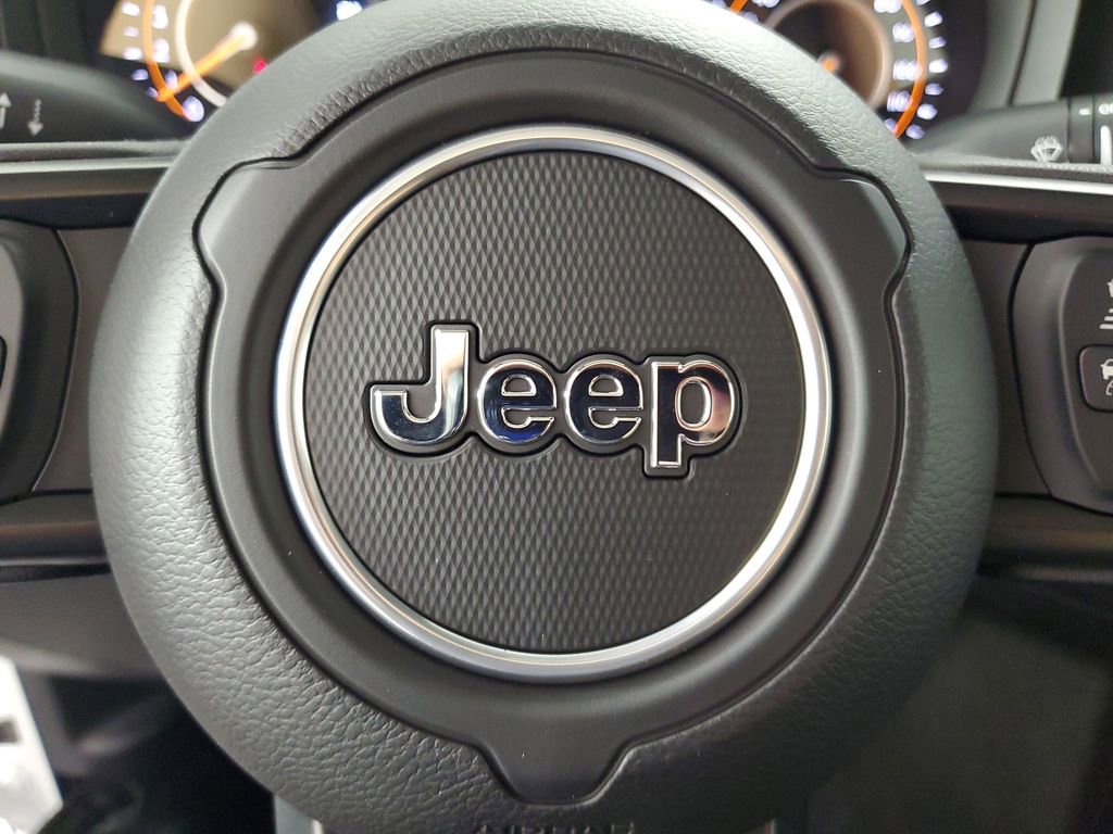 New 2025 Jeep Gladiator Sport image 22