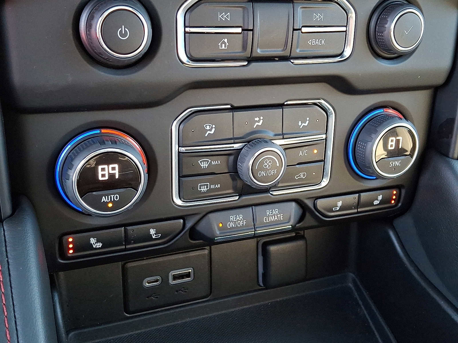 Used 2023 Chevrolet Tahoe RST image 18