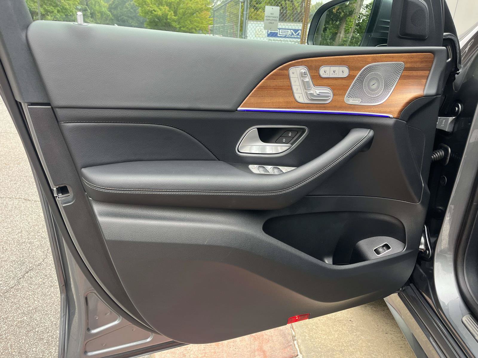 Certified 2025 Mercedes-Benz GLE 350 4MATIC image 17