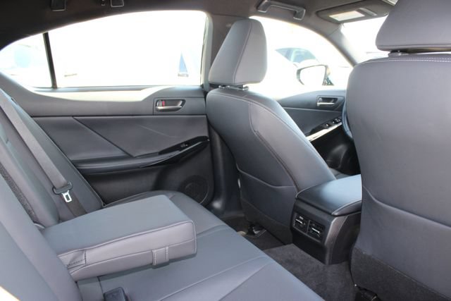 Certified 2024 Lexus IS 300 F Sport RWD image 6