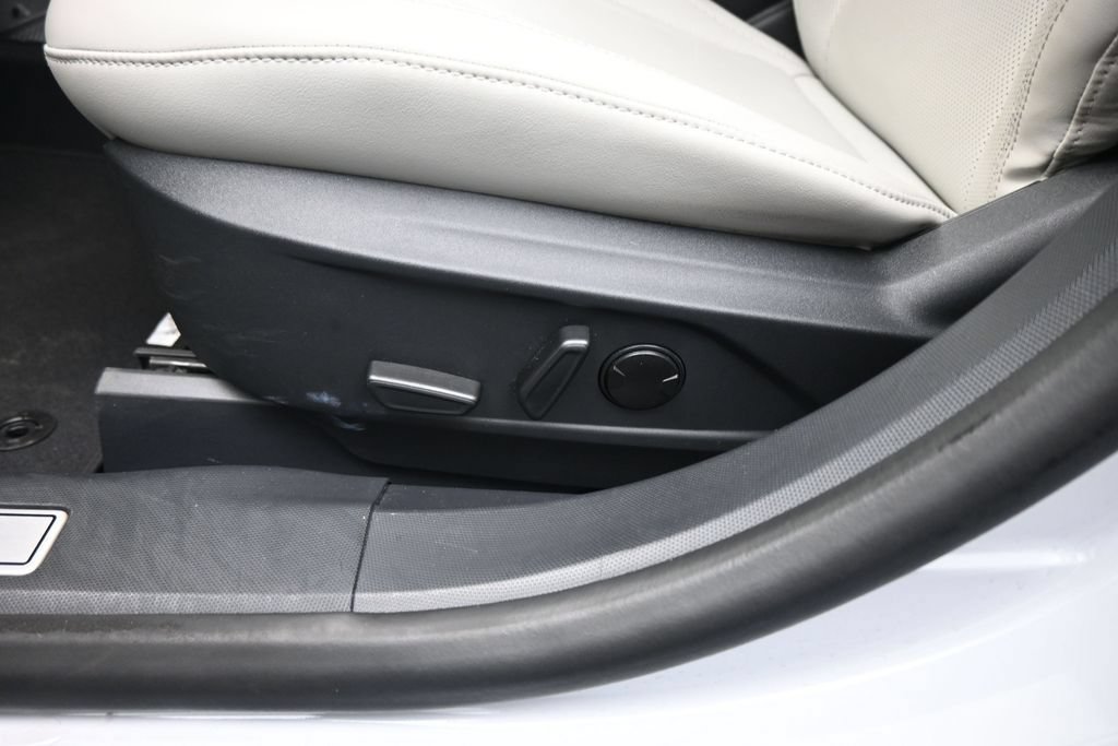 Certified 2023 Ford Mustang Mach-E Premium RWD image 11