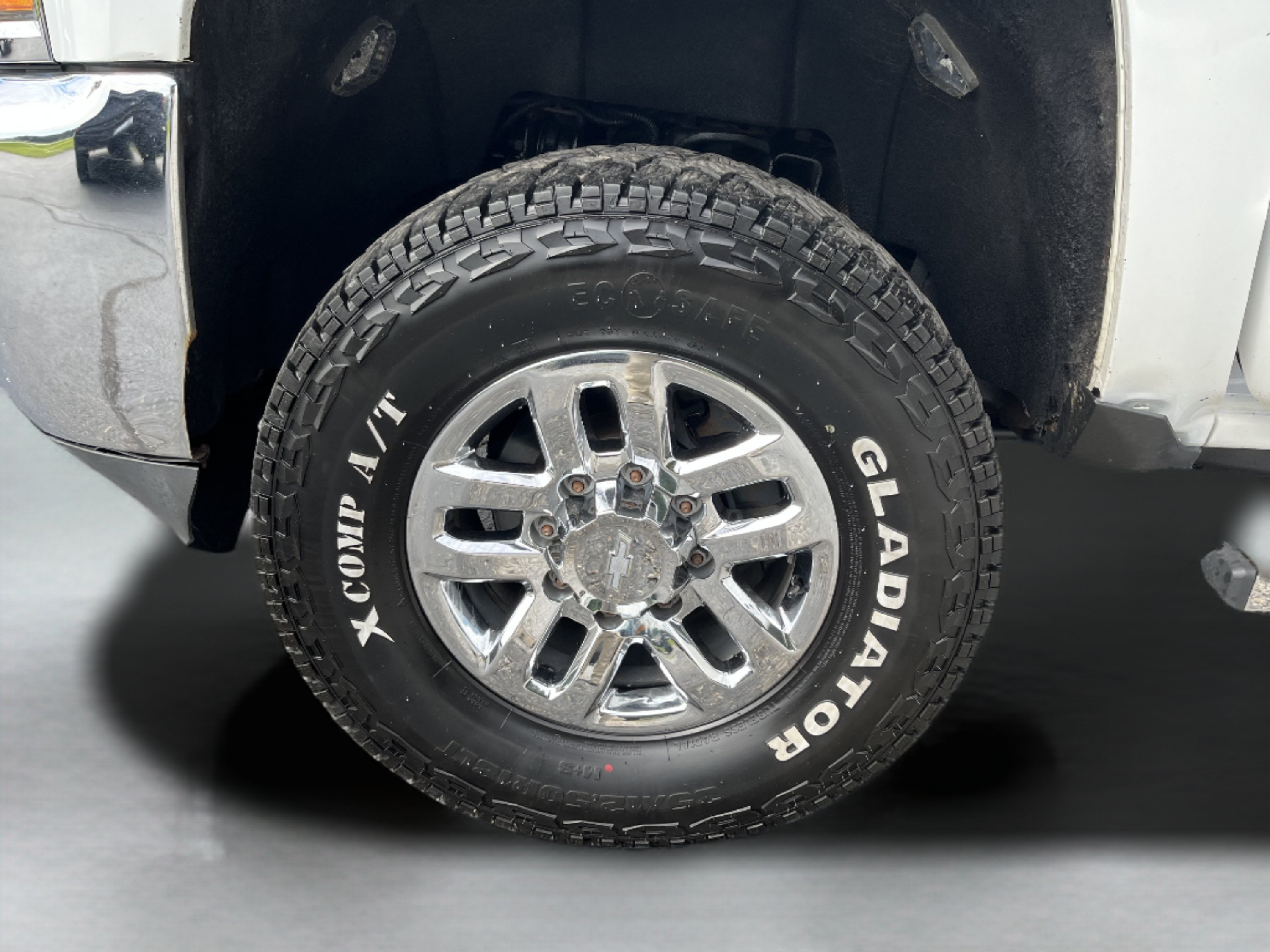 Used 2017 Chevrolet Silverado 2500 W/T w/ Snow Plow Prep Package AWD/4WD image 10