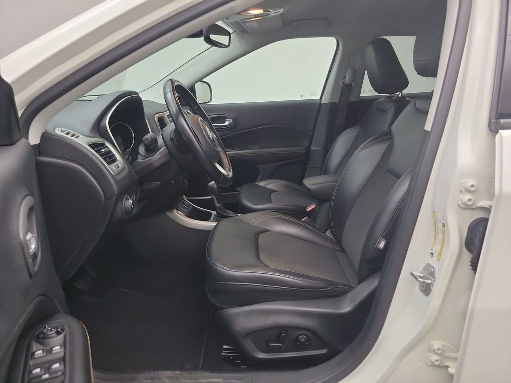 Used 2019 Jeep Compass Latitude w/ Popular Equipment Group image 12