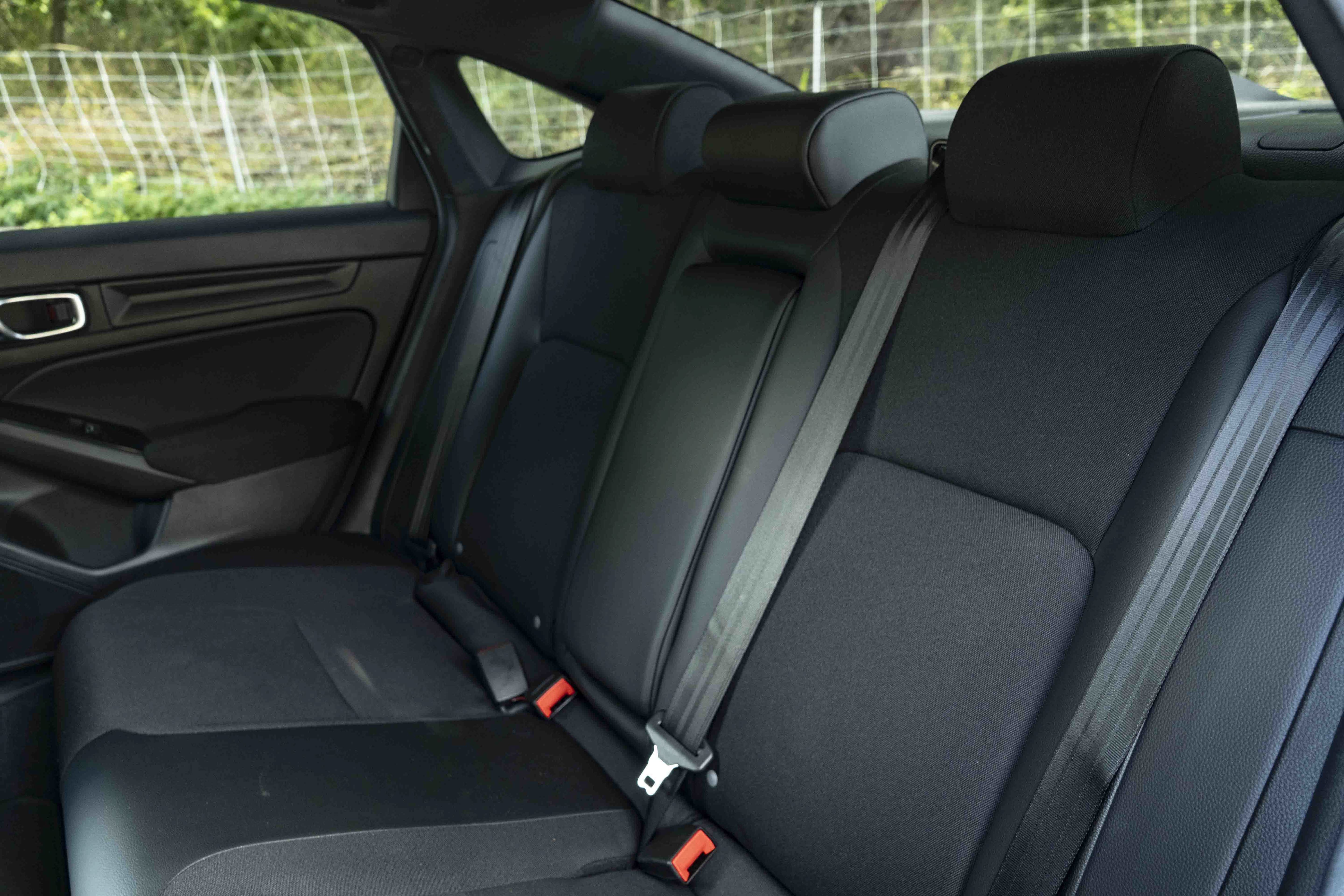 Certified 2025 Honda Civic FWD Hybrid Sedan image 18