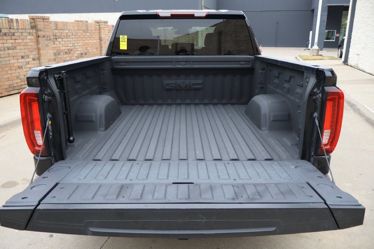 Used 2024 GMC Sierra 1500 SLT AWD/4WD image 28
