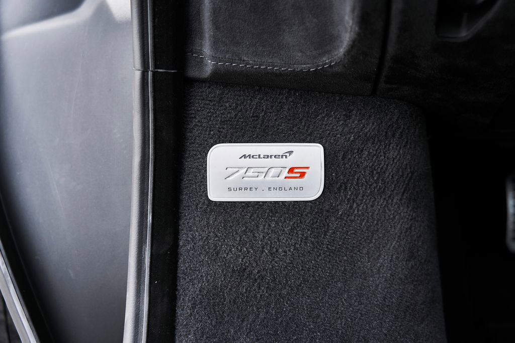 Used 2024 McLaren 750S RWD image 35