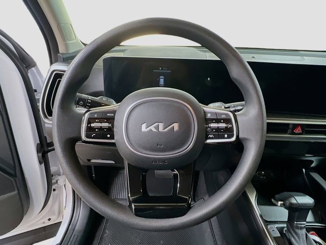 Certified 2024 Kia Sorento LX image 11
