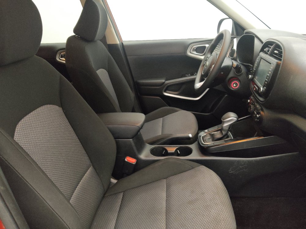 Used 2021 Kia Soul LX FWD image 21