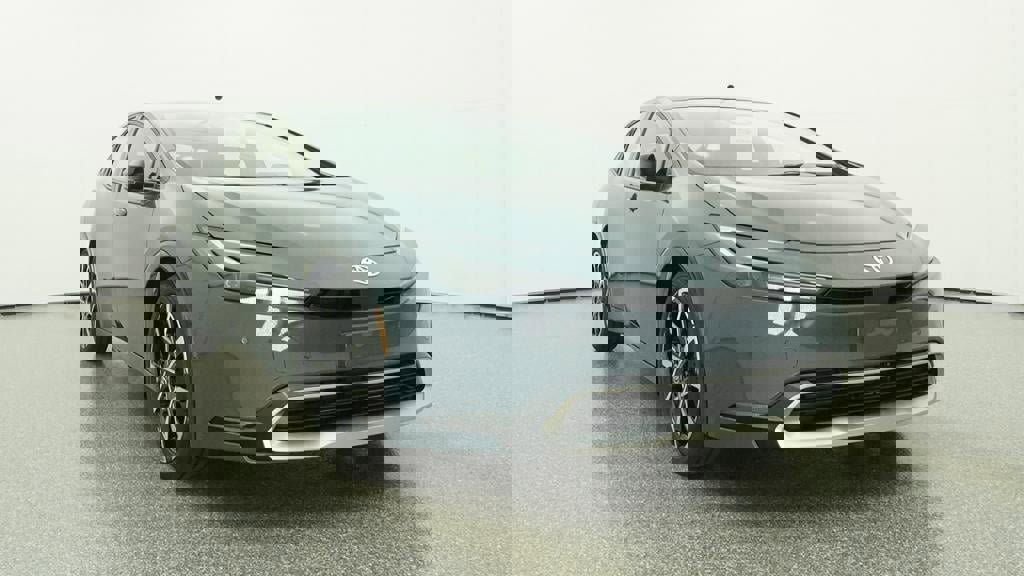 New 2026 Toyota Prius Plug-In Hybrid image 30