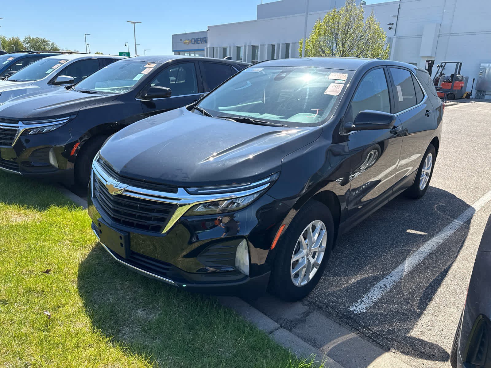 Used 2022 Chevrolet Equinox LT AWD/4WD image 3