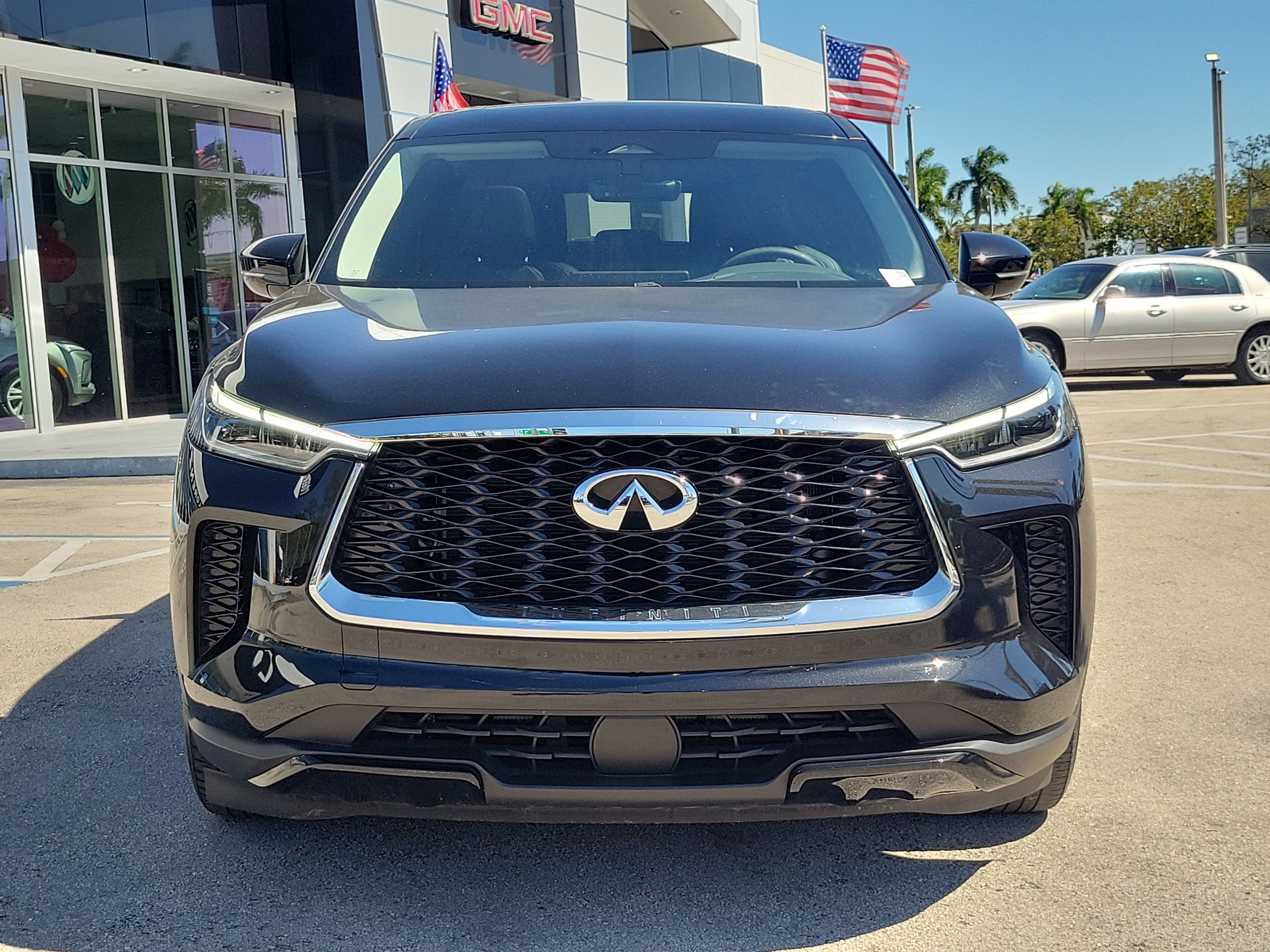Used 2023 INFINITI QX60 Pure video 2