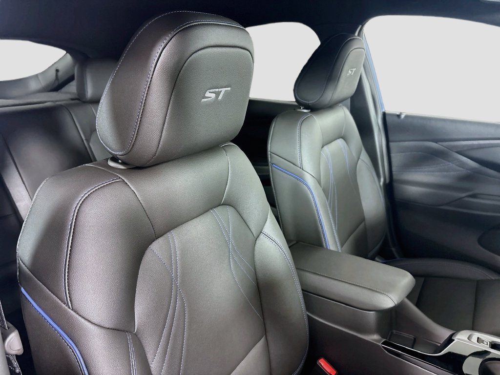 New 2026 Buick Envista Sport Touring w/ Convenience I Package FWD image 25