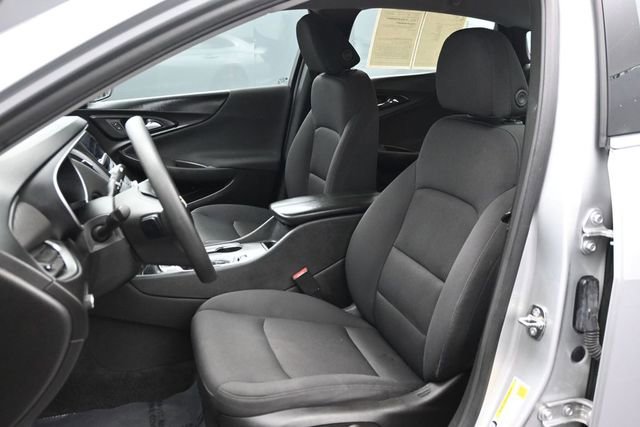 Used 2022 Chevrolet Malibu LT FWD image 5